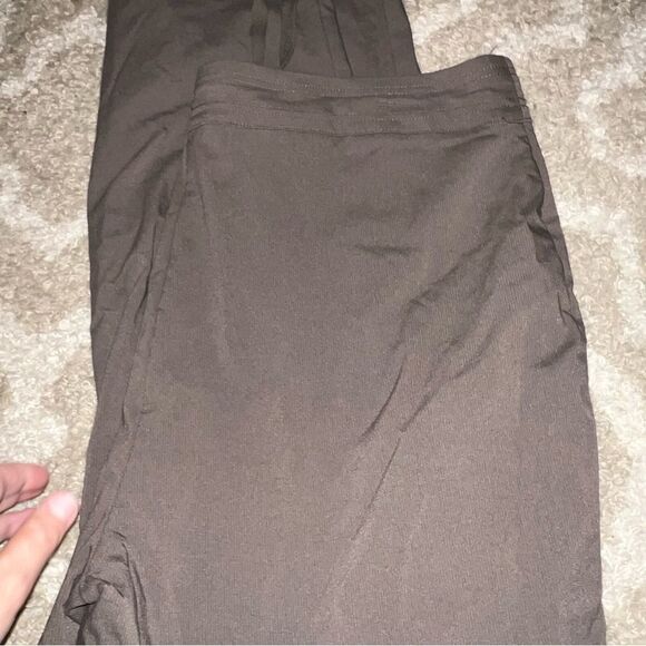 Weekenders by Chicos size  2.5 - Picture 1 of 5